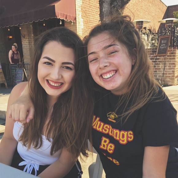 Meet your Posher, Jessi - Picture 1 of 1